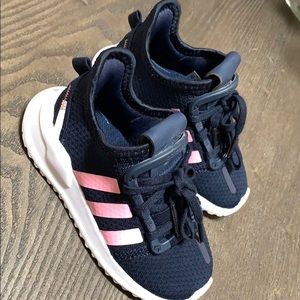 Adidas U path